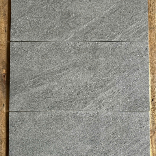 36KHT03B đá mờ nhám tối sugrar